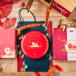 丰盛礼盒（黄金滚滚黄梨酥 - 3盒/罐, 新年限量款 - 混合曲奇 - 3盒）